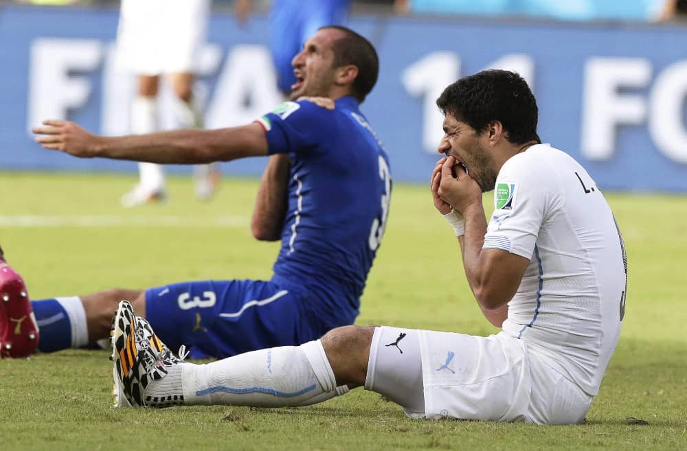 Luis Suarez biting